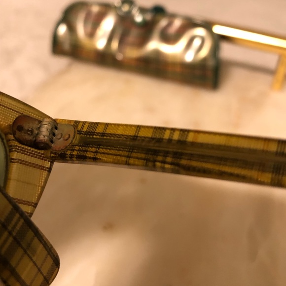 RARE!!! 1950s Ray ban w case! - Picture 3 of 8